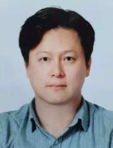 尹锡雄（YOON, SEOKUNG）