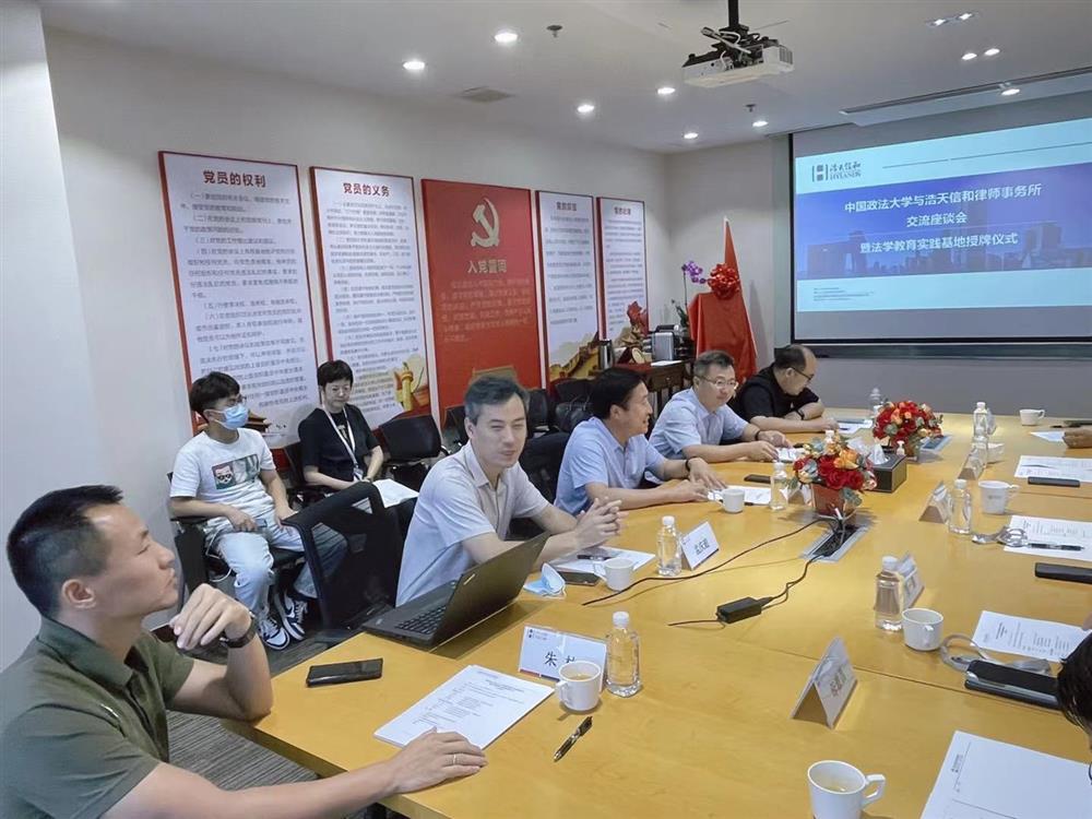 60e4b5a763f1fad58993c7a5c447273